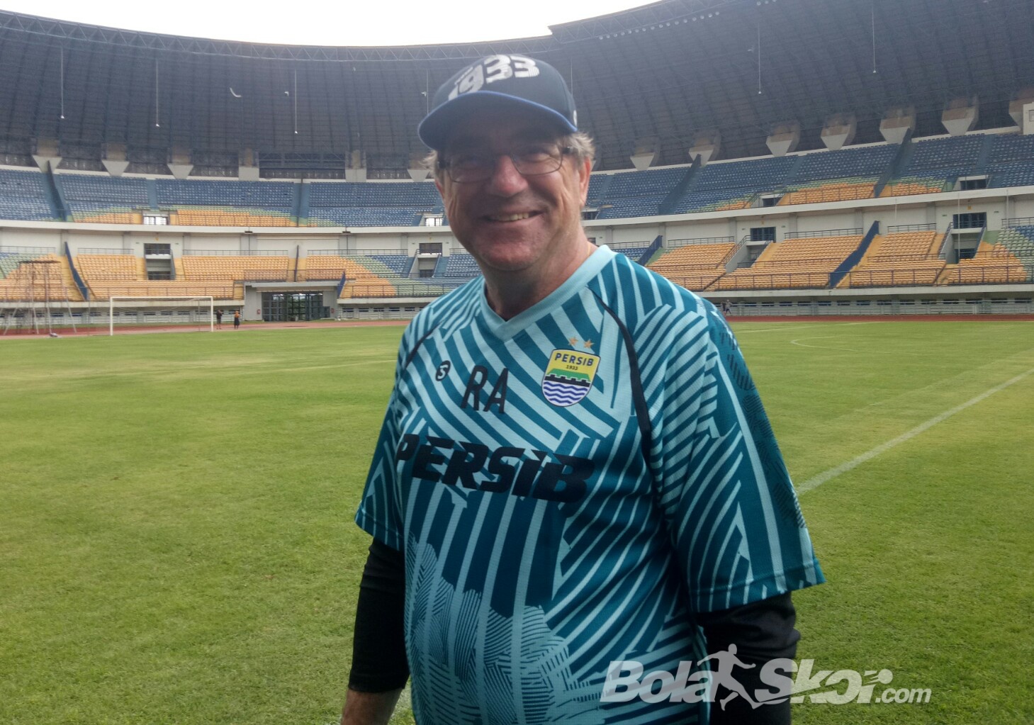 Respons Rene Alberts soal Keputusan Ezechiel N'Douassel Cabut dari Persib untuk Gabung Bhayangkara FC