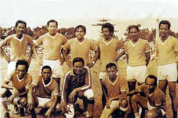 Nostalgia - Lev Yashin Jatuh-Bangun Hadapi Timnas Indonesia di Olimpiade 1956