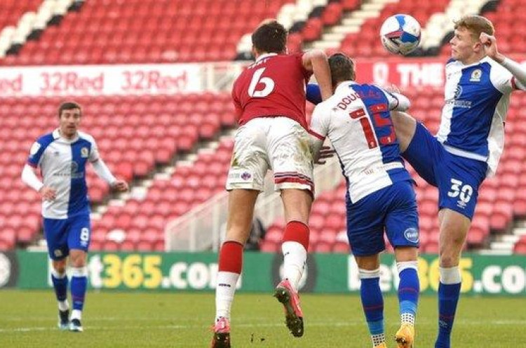 Insiden Horor, Pemain Middlesbrough Nyaris Kehilangan Bola Matanya