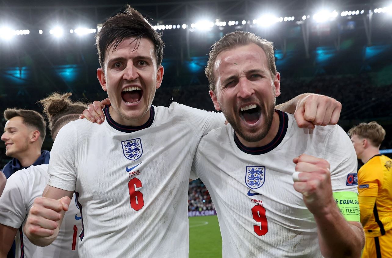 Punya Pelatih Baru, Tottenham Kini Bidik Maguire demi Misi Pertahankan Kane