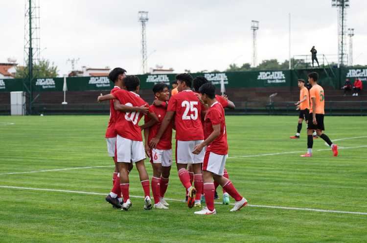 Laga Tak Tuntas, Timnas Indonesia U-18 Unggul 2-1 atas MMK
