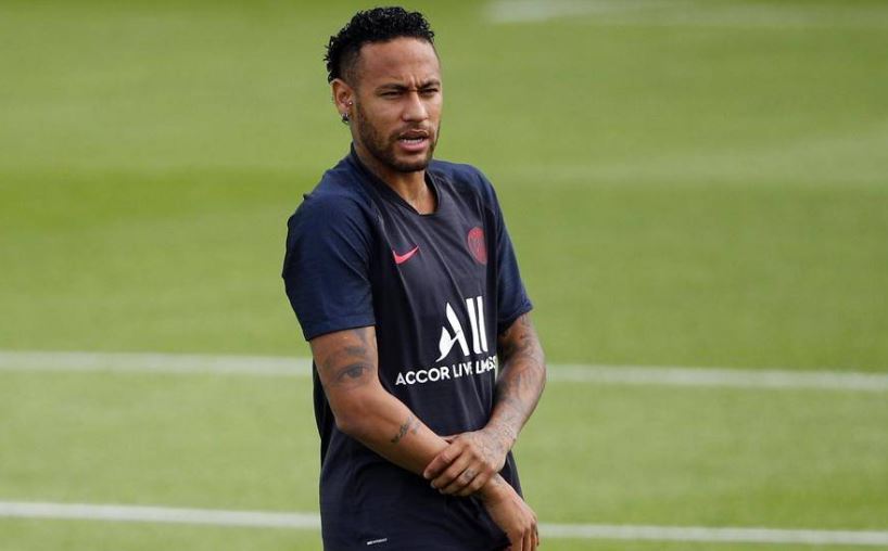 Neymar Harus Mengubah Pola Pikirnya jika Ingin Mencapai Level Bermain Cristiano Ronaldo