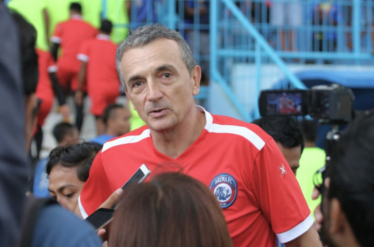 Pelatih Arema FC Tak Persoalkan Belum Lengkapnya Pemain di Jeda Kompetisi