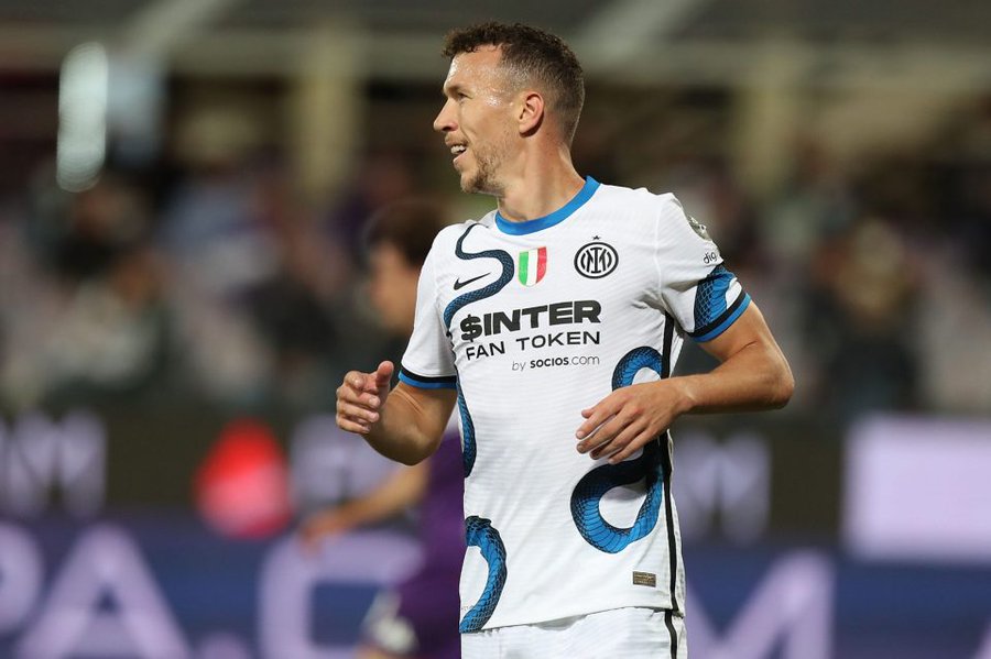 Syarat Inter Milan Mau Perpanjang Kontrak Handanovic dan Perisic