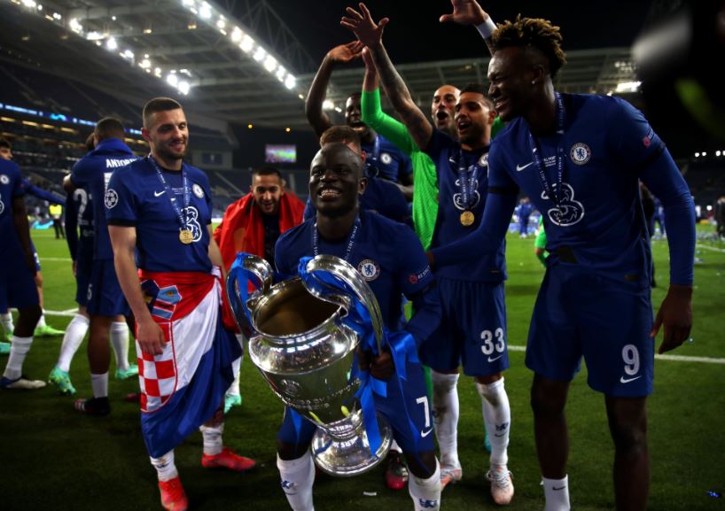 Rating Pemain Chelsea dan Man City: Kante Fantastis, Sterling 'Hilang'