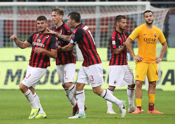 Hadapi Juventus, AC Milan Berharap Dukungan Publik San Siro