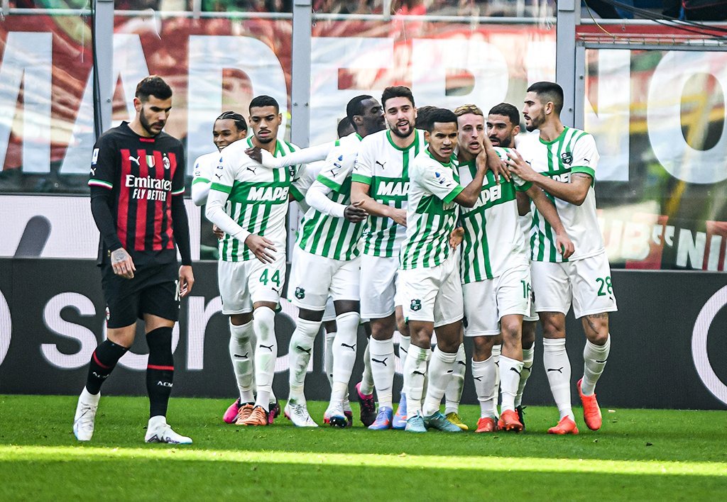 AC Milan 2-5 Sassuolo: Rossoneri Terbantai Lagi