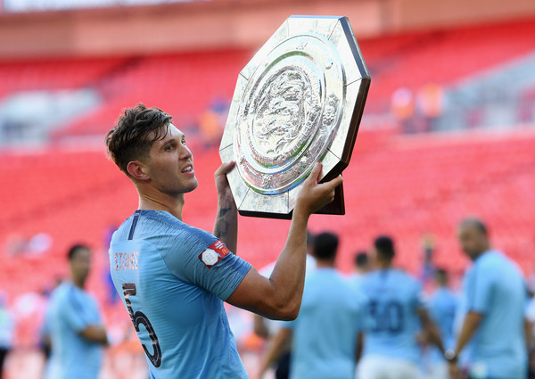 Pep Guardiola Pertimbangkan Ubah Posisi John Stones