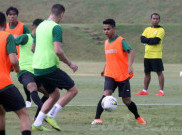 Bahas Kelanjutan Liga 1, Dejan Antonic Ajak Pemain PSS Sleman Bertemu secara Virtual
