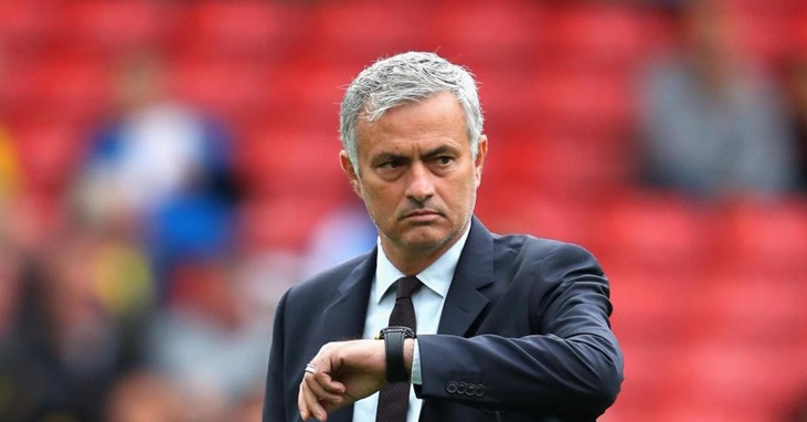 Mourinho Bantah Ada Permusuhan dengan Conte
