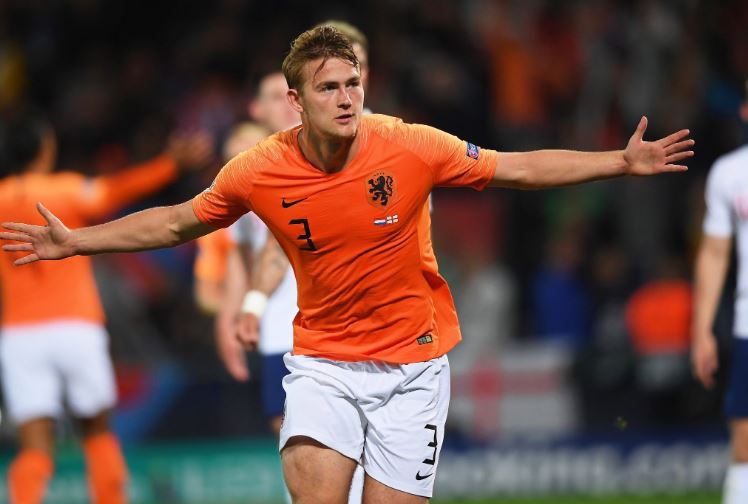 Matang di Usia 19 Tahun, Matthijs de Ligt Sudah Melebihi Paolo Maldini dan Fabio Cannavaro