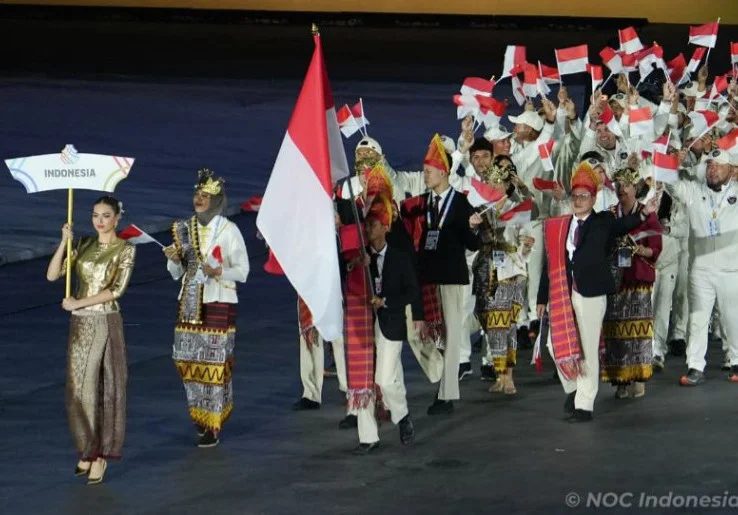 Pembukaan SEA Games 2025 Thailand: Kontingen Indonesia Tampilkan Busana Adat Nusantara