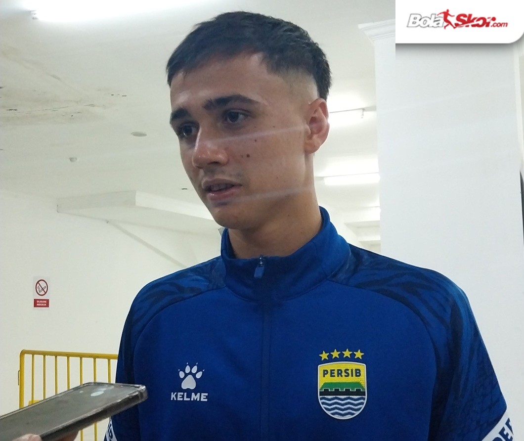 Tijjani Reijnders Tonton Laga Persib vs Persijap hingga Penyerahan Trofi Juara