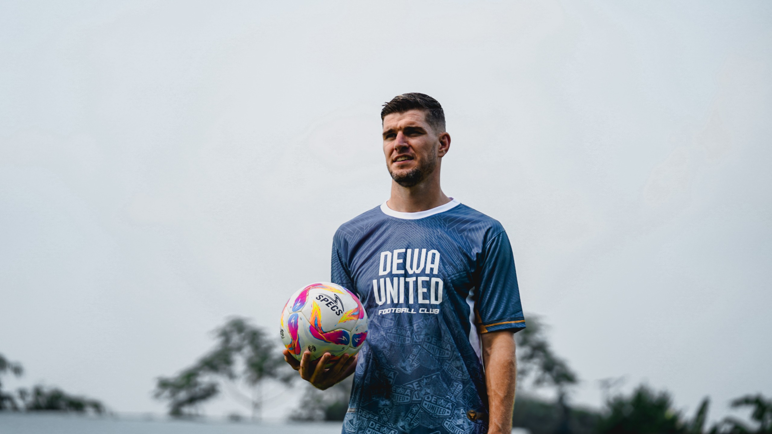 Bursa Transfer Liga 1: Dewa United Banten FC Datangkan Nick Kuipers dari Persib Bandung