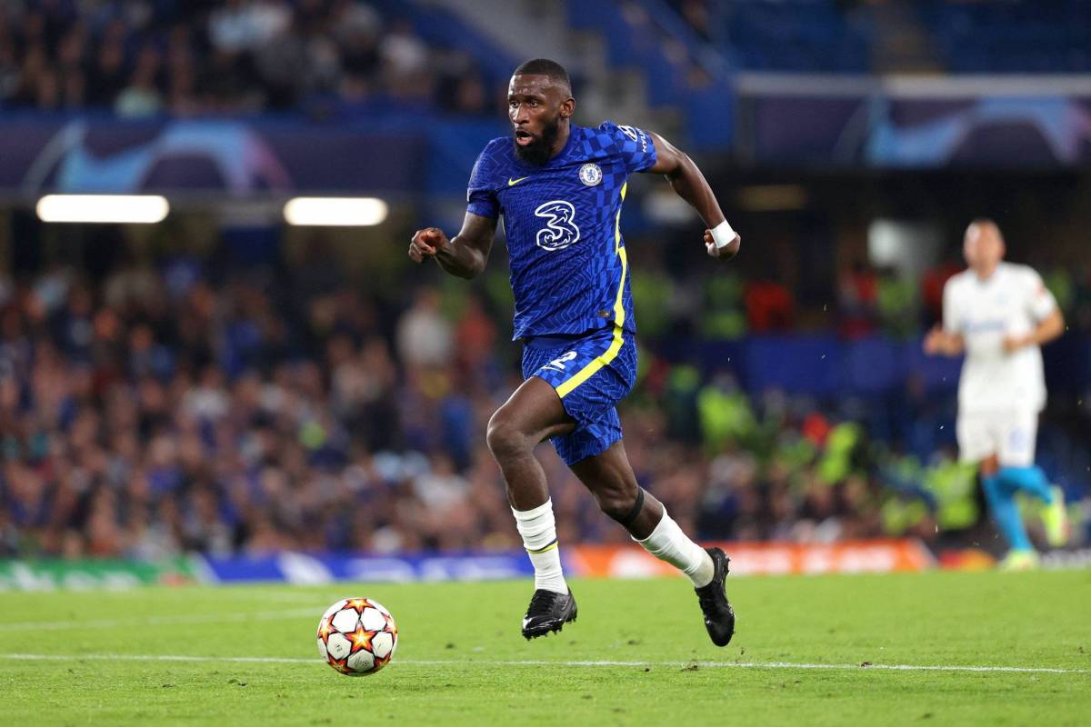 Antonio Rudiger Ingin Bertahan di Chelsea, tetapi...