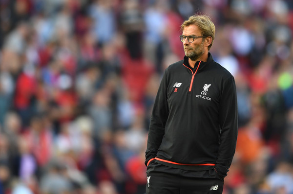 Ditahan Imbang Sevilla, Klopp: Liverpool Berhenti Bermain di Babak Kedua