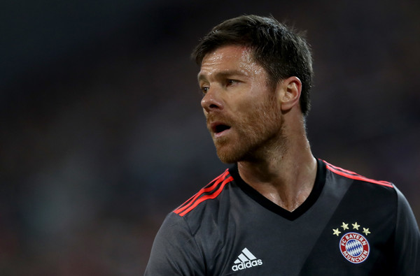 Xabi Alonso Putuskan Pensiun Akhir Musim Ini