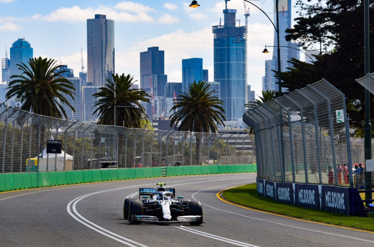 Latihan Bebas Pertama F1 GP Australia: Hamilton Ungguli Vettel dengan Selisih 0,038 detik