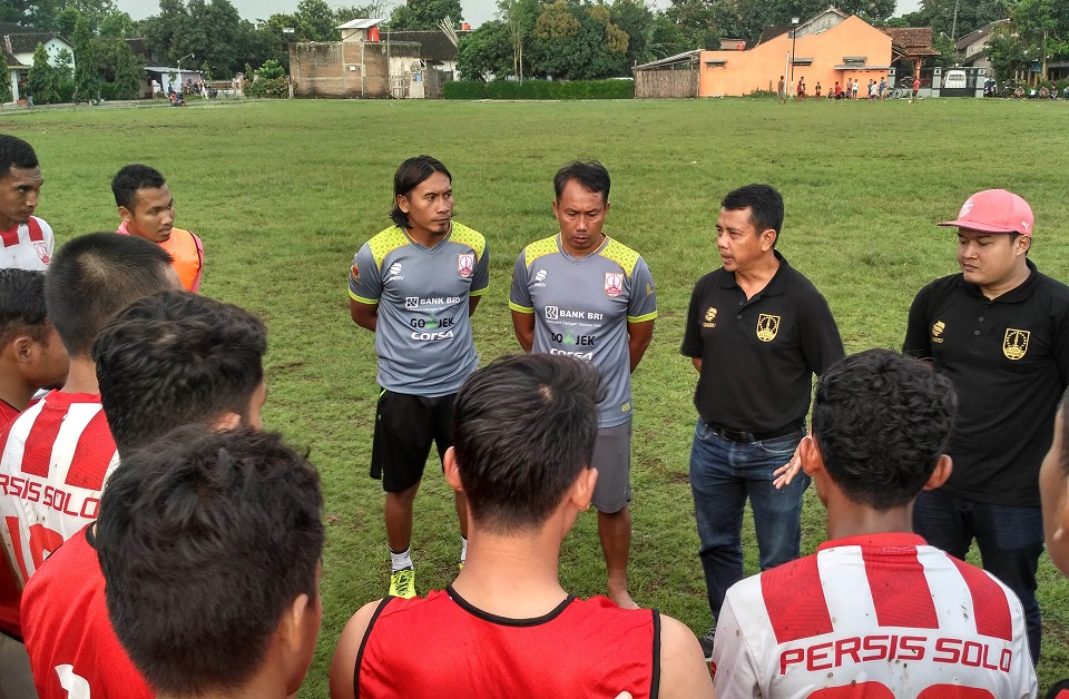 Resmi Latih Persis Solo, Jafri Sastra Langsung Pantau Uji Coba