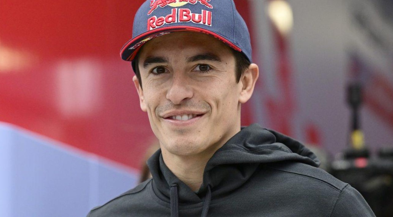 Tawa Bahagia Gresini bersama Marc Marquez