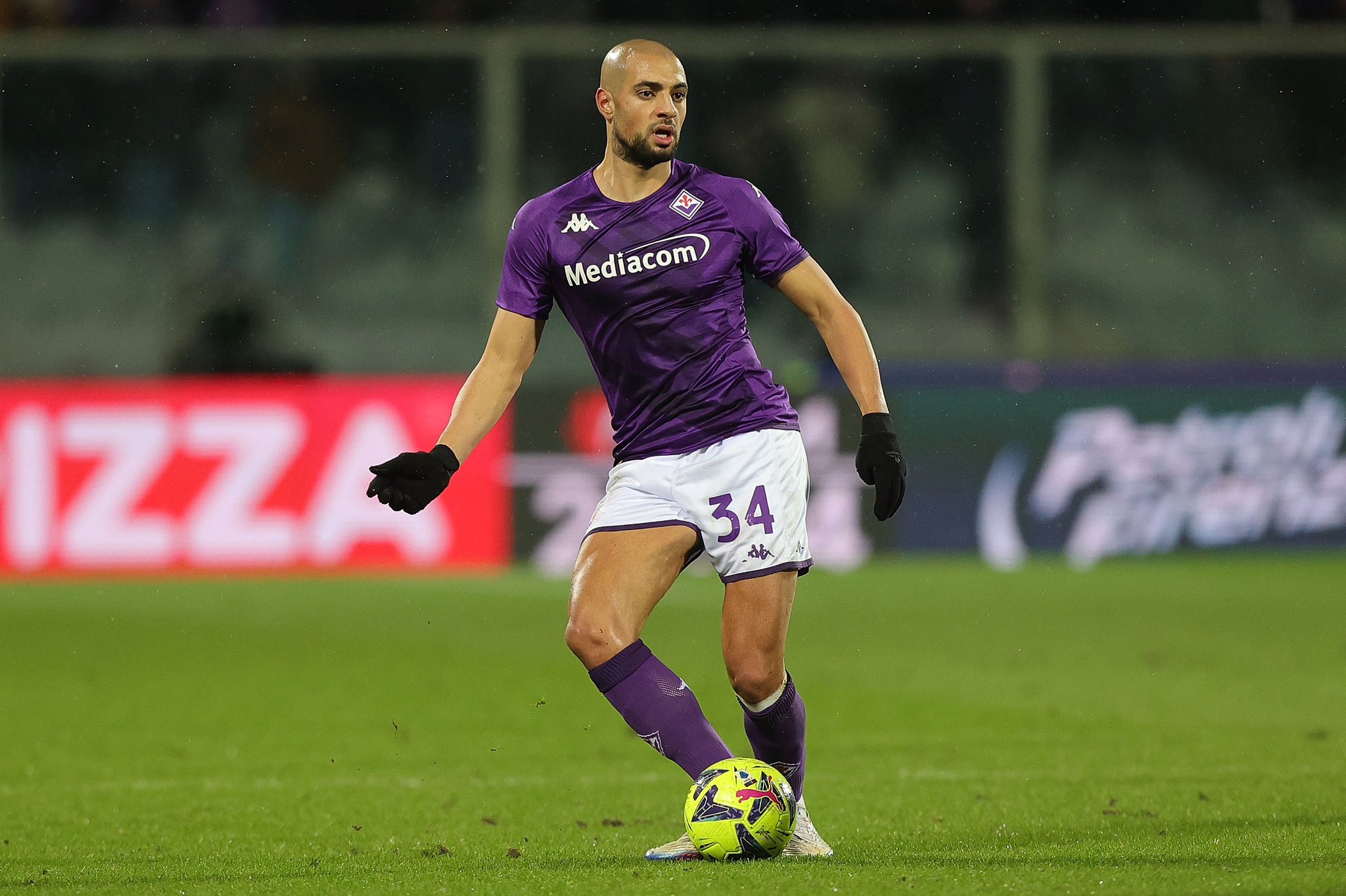 Batal Gabung Barcelona, Sofyan Amrabat Minta Maaf