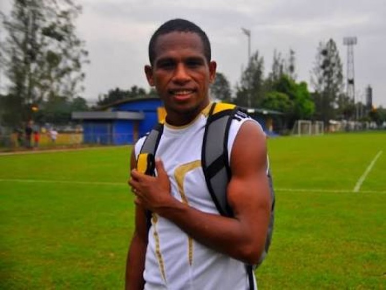 Manajemen Persib Bandung Tegaskan Tak Merekrut atau Menyeleksi Okto