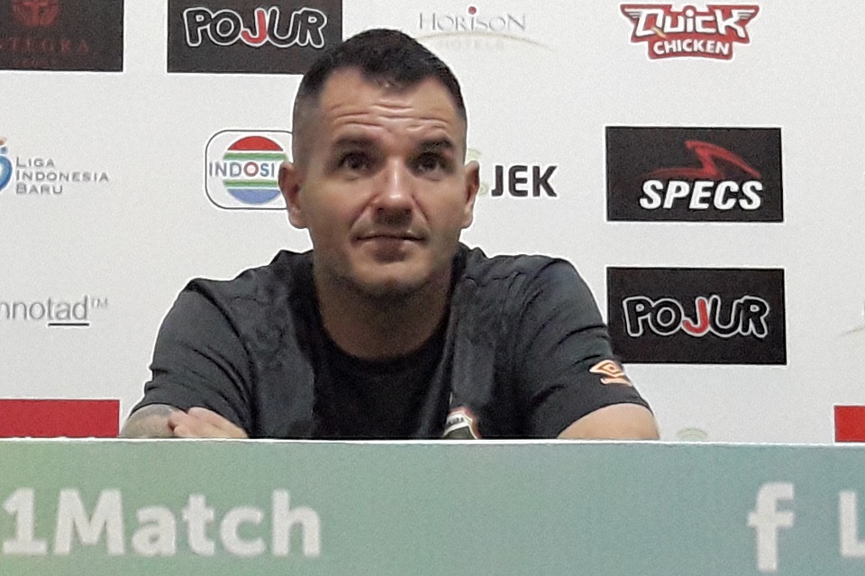 Simon McMenemy Kemenangan Bhayangkara FC atas Madura United Berkat Kerja Keras