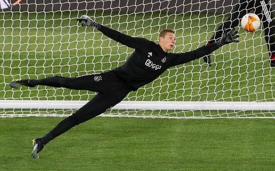 Kjell Scherpen, Pemain Paling Jangkung di Premier League