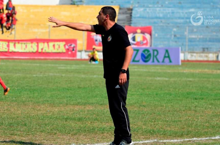 Eduardo Almeida Merasa Punya Tantangan Besar Jadi Pelatih Arema FC