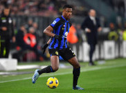 Ditaksir Villa dan Man United, Dumfries Putuskan Bertahan dengan Inter Milan