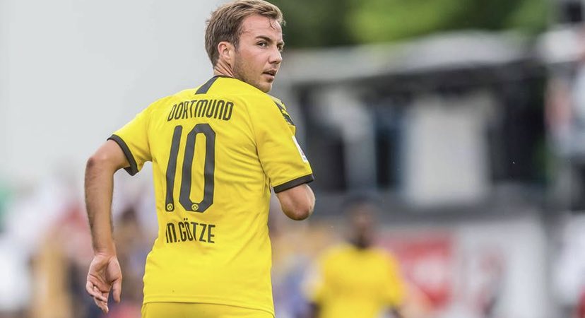 AC Milan Berharap Mario Gotze Mau Pangkas Gaji