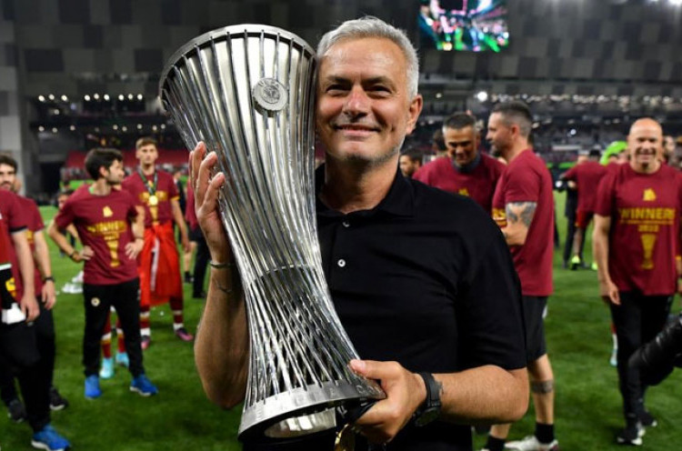 Jose Mourinho Tandai Kejayaan di Eropa dengan Sebuah Tato