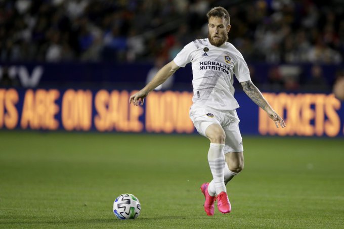 Pemain LA Galaxy Kehilangan Pekerjaan Akibat Aksi Rasis Sang Istri