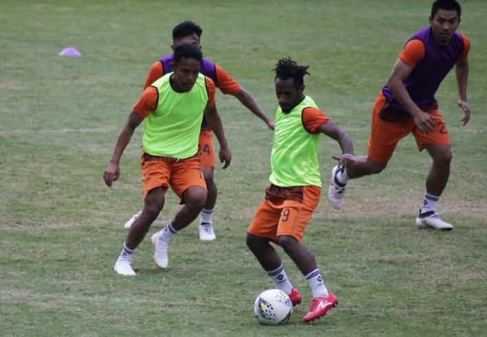 Persis Solo dan PSIM Jogja Jadi Target Badak Lampung FC
