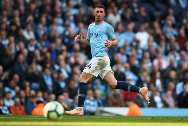Bek Manchester City Heran Tak Kunjung Dipanggil Timnas Prancis