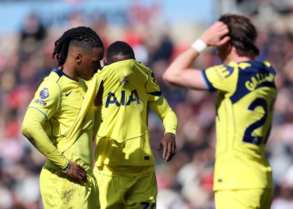 Klasemen Terkini Premier League: Manchester City Memburu Arsenal, Ancaman Degradasi Tottenham Kian Nyata