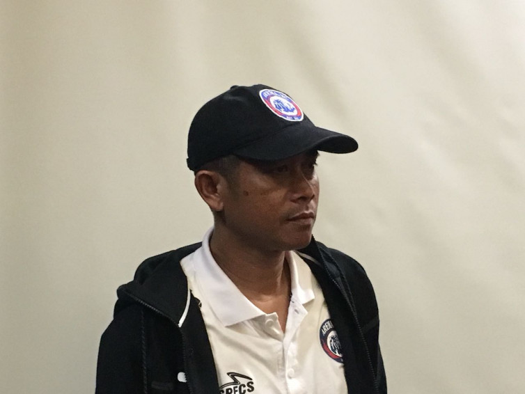 Akui Kemenangan Borneo FC, Pelatih Arema FC Soroti Wasit