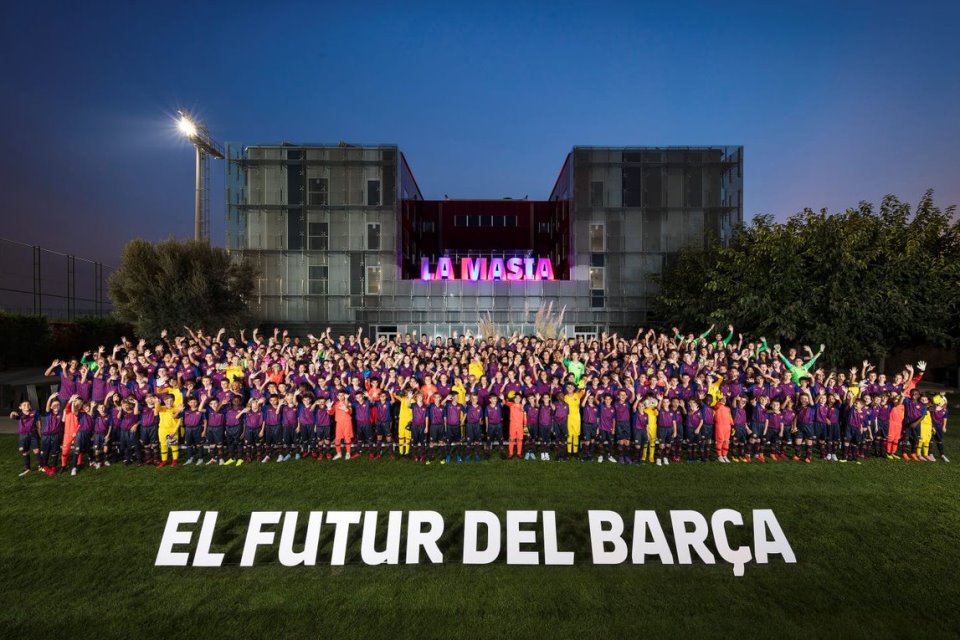 5 Alumni La Masia yang Bersinar Usai Tinggalkan Barcelona