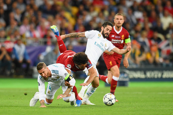 Jurgen Klopp Sebut Pelanggaran Ramos kepada Salah Seperti Gulat