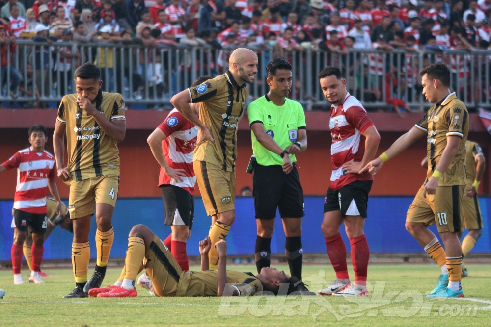 Risto Mitrevski Tolak Anggapan Dewa United FC Gunakan Taktik Mengulur Waktu