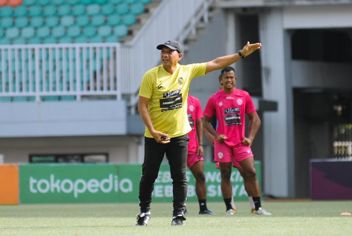 Arema FC Resmikan I Putu Gede sebagai Pelatih Baru