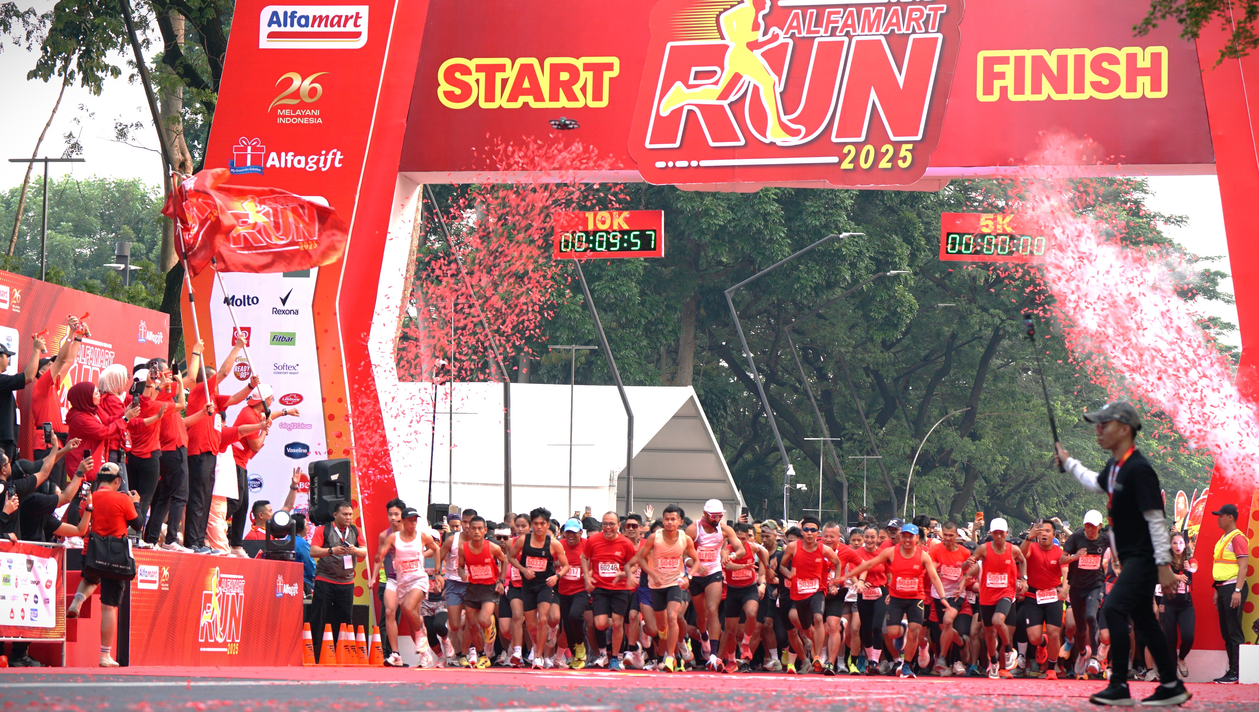 Cetak Rekor Muri, Alfamart Run 2025 Hadirkan Sejuta Cerita dengan 40 Kg Goodie Bag
