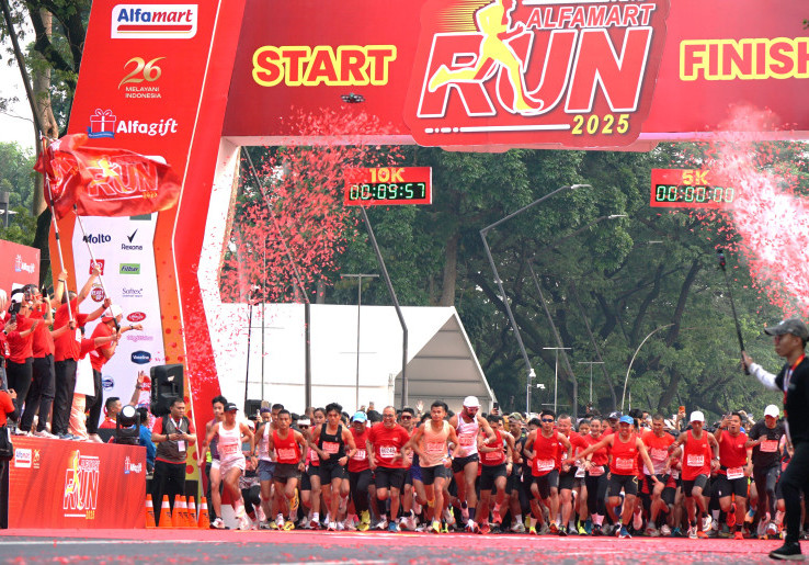 Cetak Rekor Muri, Alfamart Run 2025 Hadirkan Sejuta Cerita dengan 40 Kg Goodie Bag
