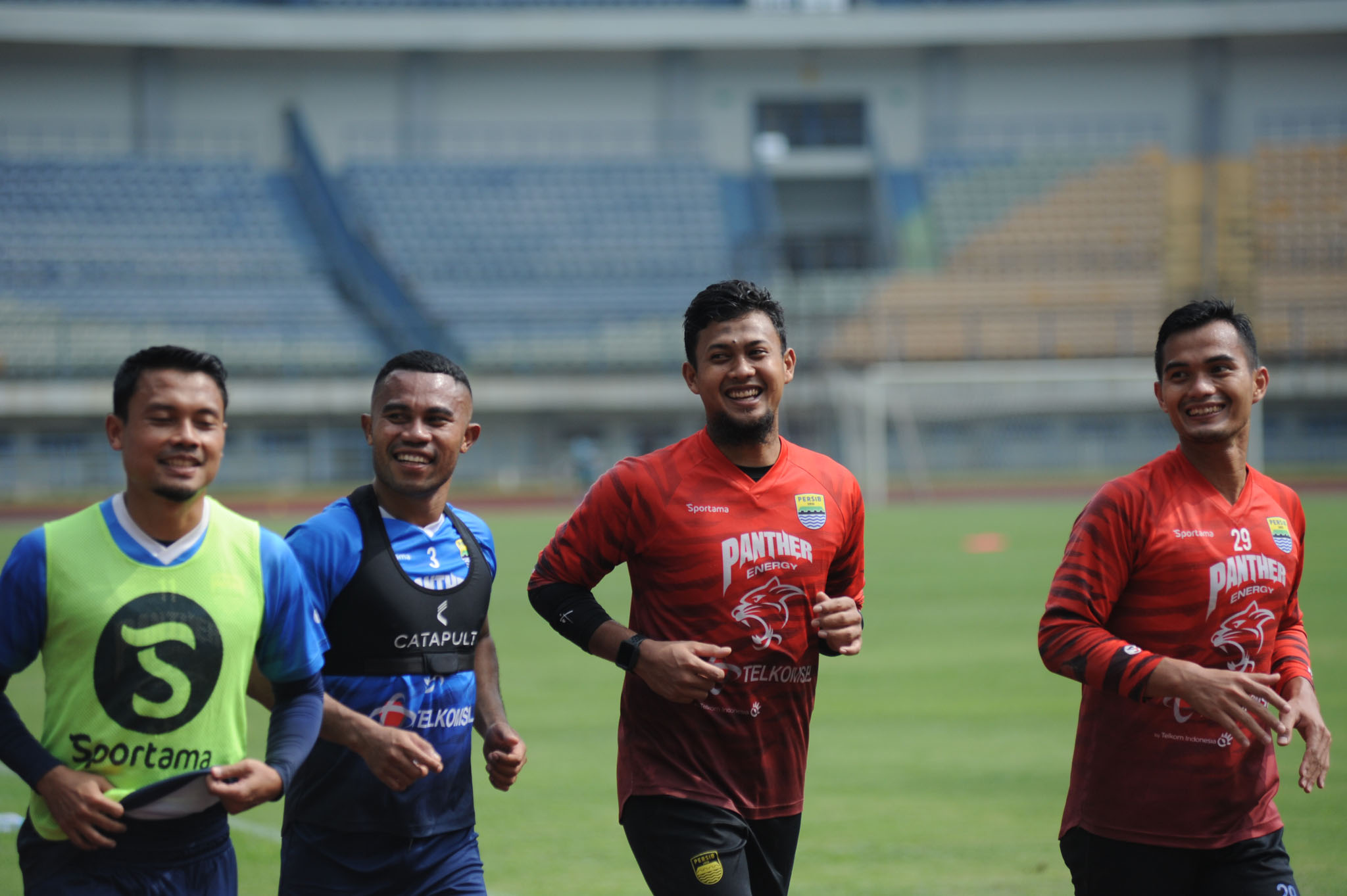 Robert Rene Alberts Tak Sediakan Tempat untuk Deden Natshir di Persib