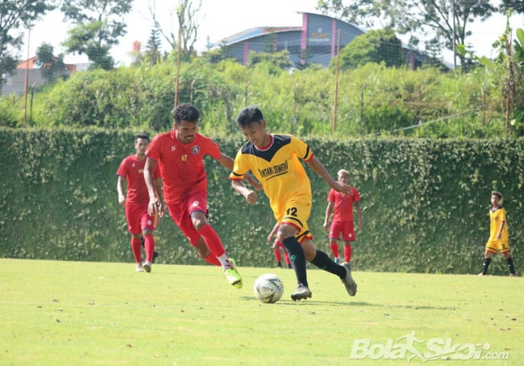 Arema FC Wujudkan Satu dari Dua Transfer yang Sempat Tersendat