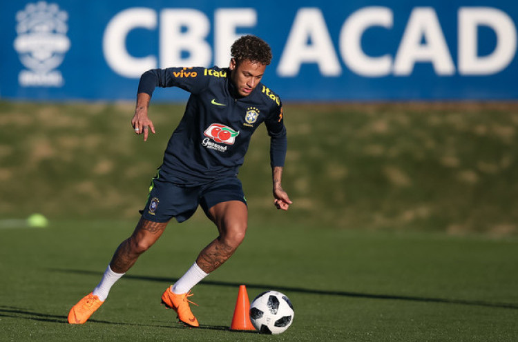 Masa Depan Neymar Tak Berada di Tangan Sang Ayah