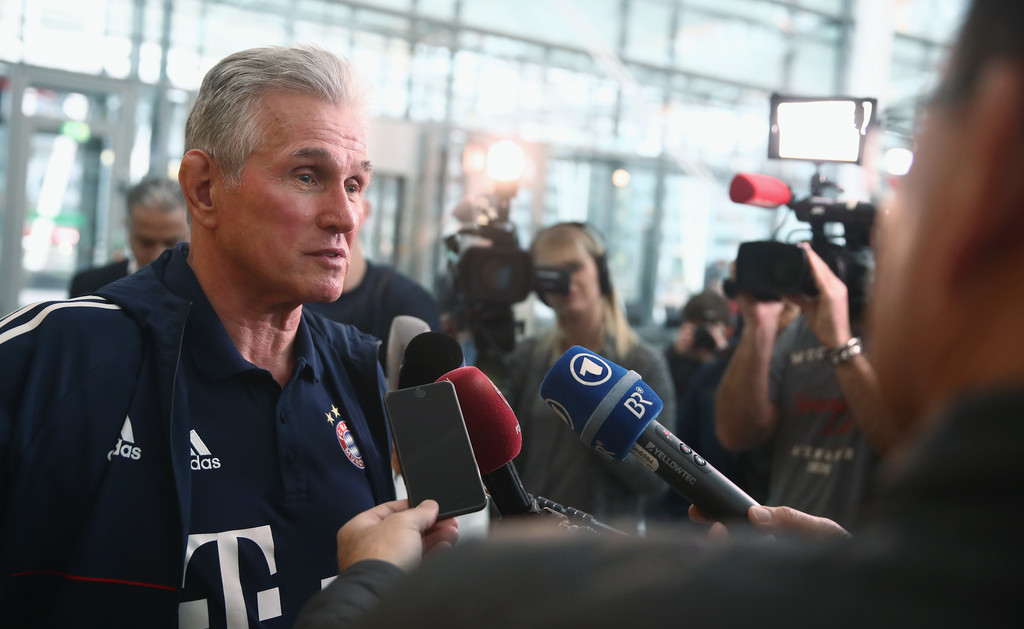 CEO Bayern Munchen Bicara Soal Pengganti Heynckes dan Rumor Kepergian Lewandowski