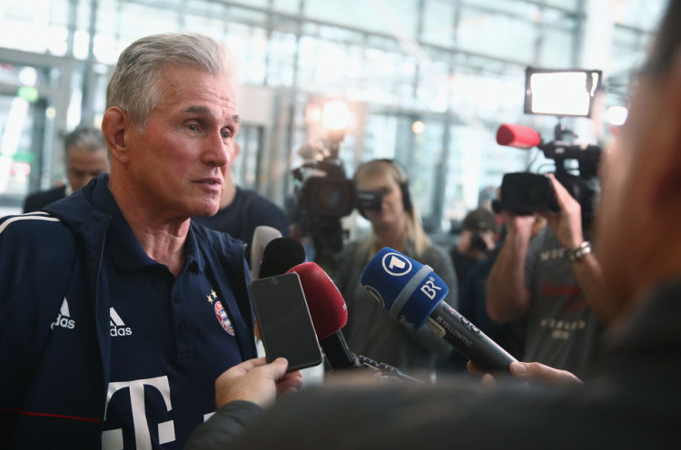 CEO Bayern Munchen Bicara Soal Pengganti Heynckes dan Rumor Kepergian Lewandowski