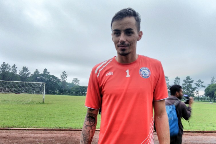 Dicoret Arema FC, Rodrigo Ost Dos Santos Langsung Gabung Klub Serie D Brasil