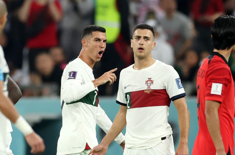 Piala Dunia 2022: Penjelasan di Balik Gestur Kontroversial Cristiano Ronaldo